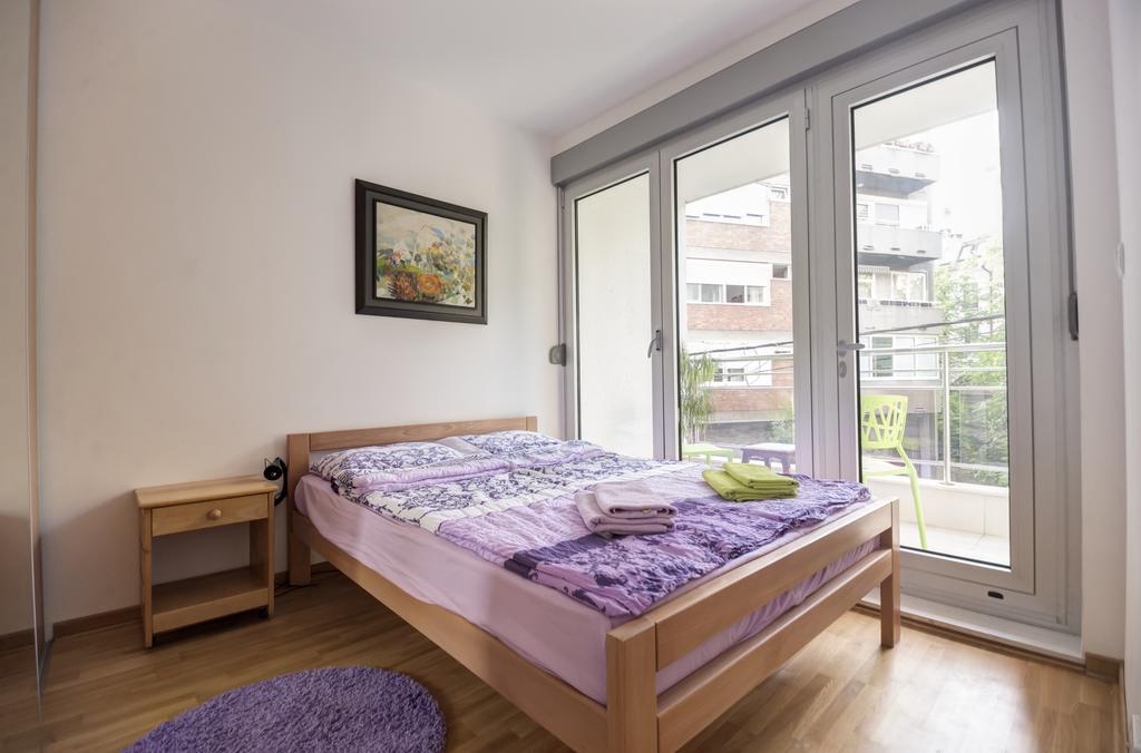 Sekula'S City Center Apartment Belgrád Kültér fotó